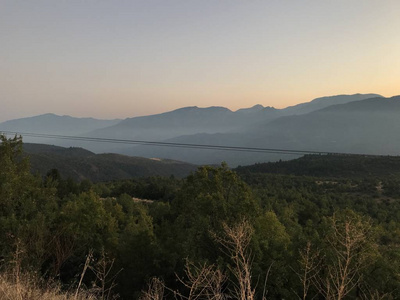 高的 旅游业 岩石 自由 地区 森林 徒步旅行 全景 冬天