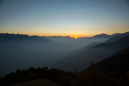 秋天 阿尔卑斯山 旅行 颜色 天空 太阳 黎明 阳光 夏天