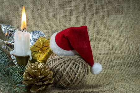 圣诞背景与燃烧的蜡烛