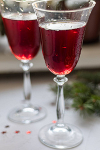 酒精 葡萄酒 食物 圣诞节 玻璃 假日 浪漫的 餐厅 酒杯