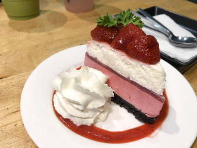 餐厅 美味的 生日 水果 芝士蛋糕 特写镜头 面包店 盘子