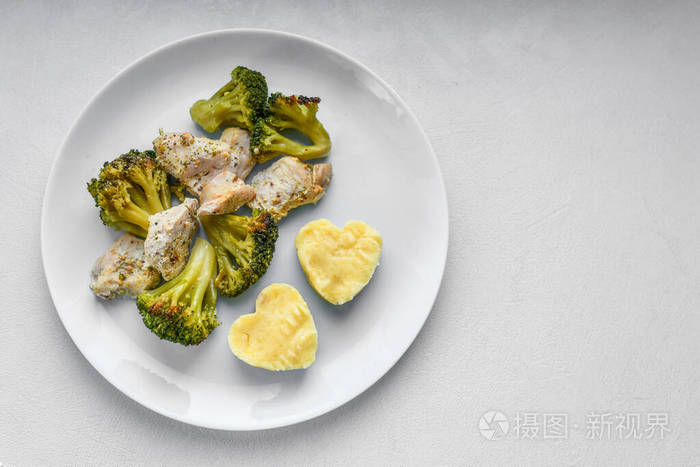 肉和花椰菜沙拉 烤花椰菜 复古风格西兰花炒培根核桃照片 正版商用图片266hqf 摄图新视界