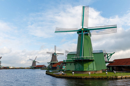 荷兰Zaanse Schaans De Gerkroonde Poelenburg Windmiller windmol