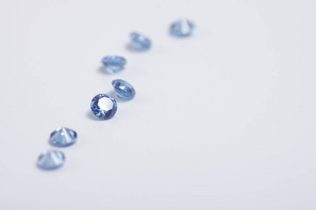 透明的 软玉 晶体 奢侈 岩石 地质学 蓝宝石 宝石 折射