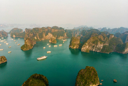 越南下龙湾全景图图片