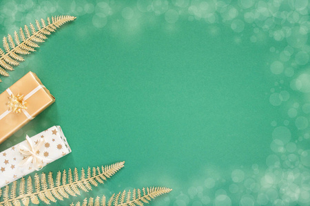 绿色圣诞背景与礼品盒