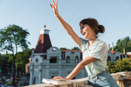 阳光积极向上图片