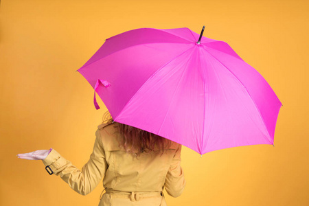 美女 雨伞 女孩 悲伤 后面 孤独 外部 行走 季节 天气