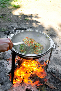 男人 燃烧 胡椒粉 美味的 油炸 美食家 蔬菜 烹饪 食物