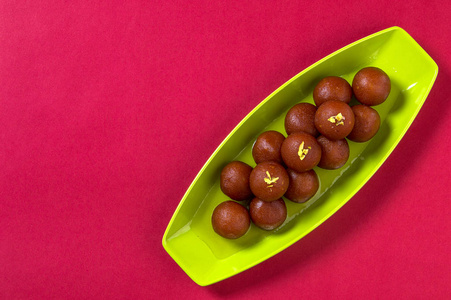 贾甜馨今年几岁图片