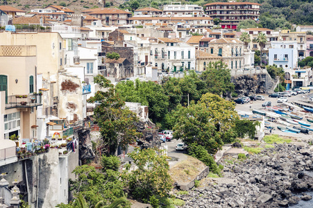 从阿卡斯特罗Acicastello，卡塔尼亚Catania，Sic海岸边的阿奇特雷扎Acitreza景观