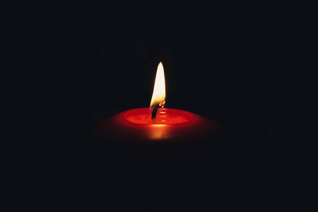 宗教 烛光 发光 浪漫 庆祝 热的 燃烧 火焰 浪漫的 黑暗