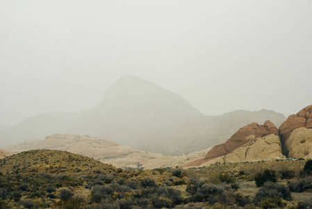 美国内华达州拉斯维加斯红岩峡谷国家休闲区岩石沙漠景观