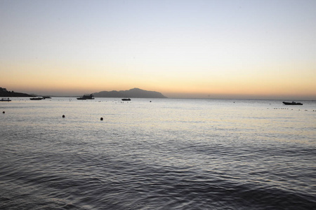 脚印 早晨 地平线 波浪 天啊 太阳 夏天 假日 美丽的