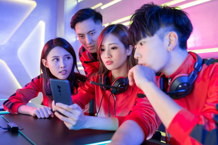 职业电子竞技游戏玩家大会照片