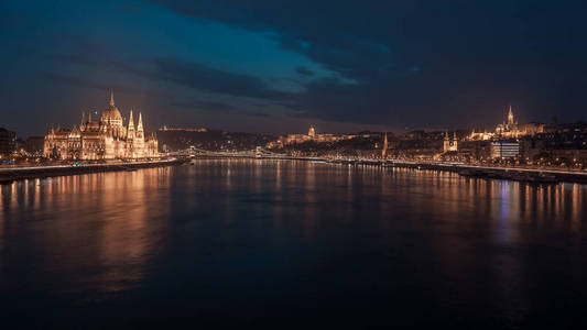 Incredible Evening View of Budapest parliament and Danube river 