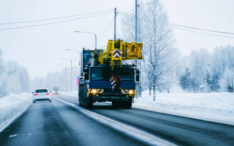 芬兰冬季雪地卡车反射拉普兰反射