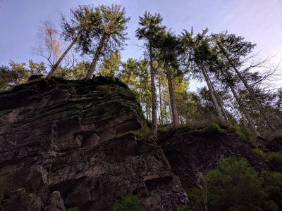 小山 风景 旅行 悬崖 环境 森林 岩石 旅游业 自然 木材