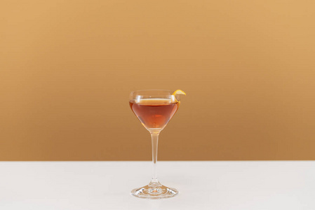 食物 玻璃杯 液体 酒精 解百纳 透明的 果汁 威士忌 餐厅