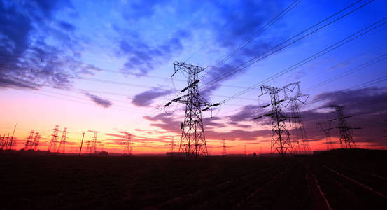  the pylon in the evening