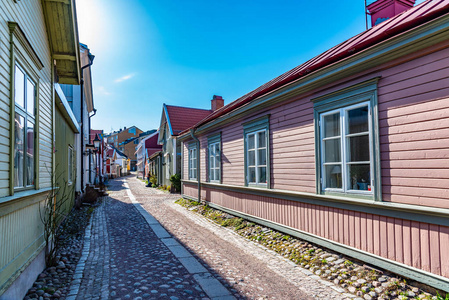 瑞典加夫勒市Gamla Stan区的传统木结构建筑
