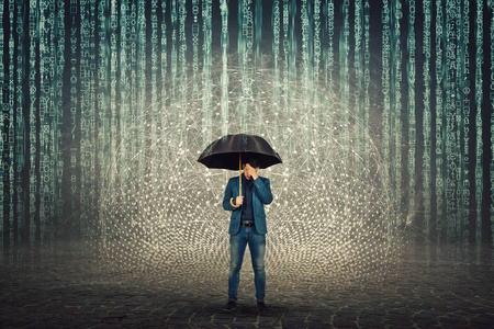雨伞病毒商人躲着脸站在保护伞下照片