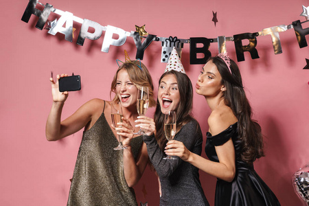 欧美派对照片图片