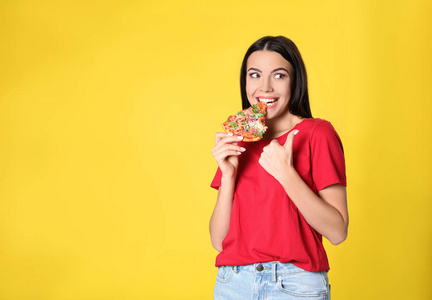 晚餐 小吃 美丽的 午餐 外卖 女人 白种人 美味的 肖像