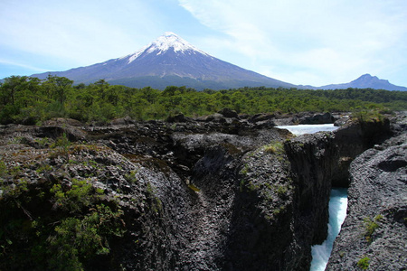 森林 美丽的 熔岩 岩石 夏天 登山 地标 冒险 徒步旅行