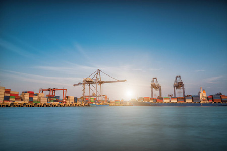 重量 卸货 码头 海事 经济 运输 贸易 海关 负载 港口