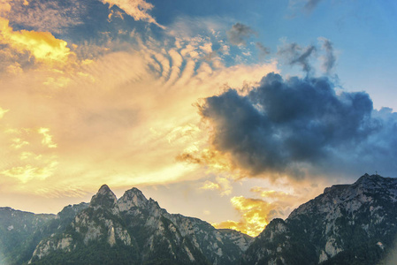 冒险 木材 旅游业 早晨 太阳 阳光 小山 自然 岩石 徒步旅行