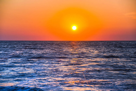 日落 天气 波动 天空 阳光 傍晚 日出 波浪 假期 美丽的