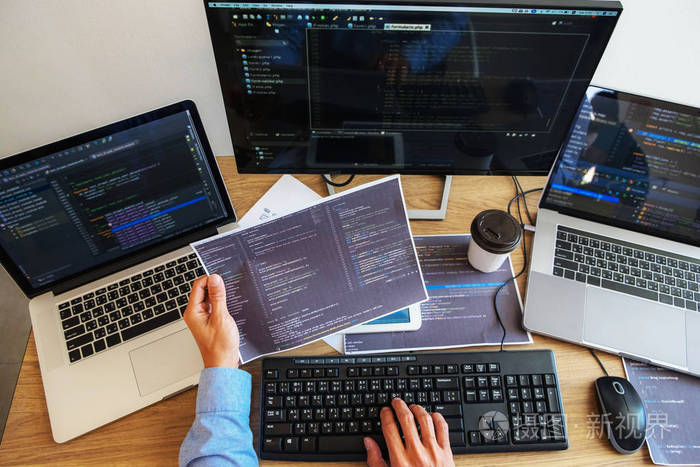 anroid开发和java开发哪个好_java web整合开发实战_java软件开发技术