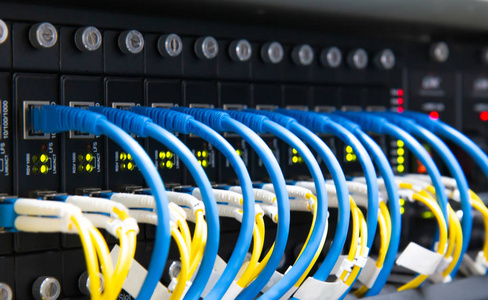 以太网插座图片