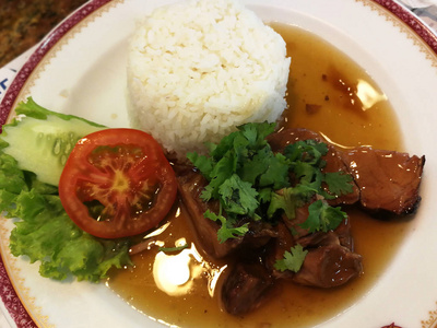 Roasted pork with rice 