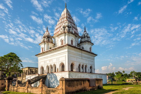 在普提亚孟加拉国的湿婆寺庙建筑照片
