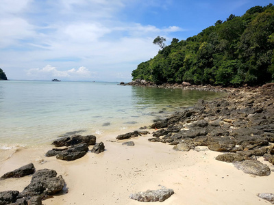 海滩 波动 岩石 海洋 自然 美丽的 假日 海湾 旅游业