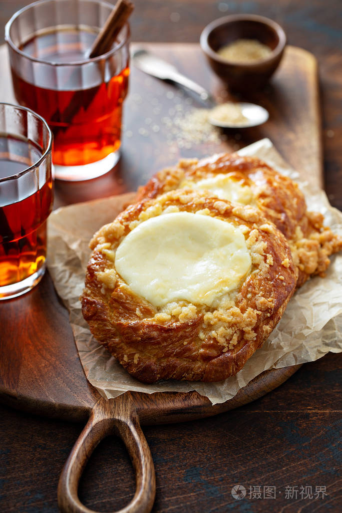 奶油乳酪丹麦肉桂茶