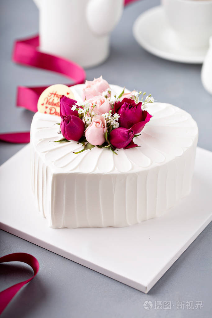 奶油情人节蛋糕