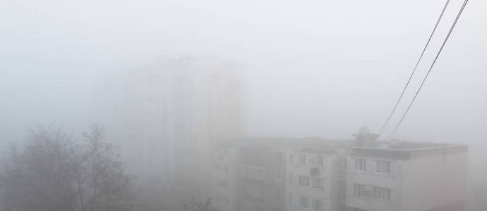城市严重雾霾图片