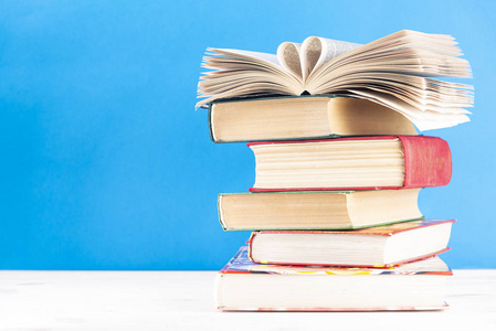 回到学校.教育类照片