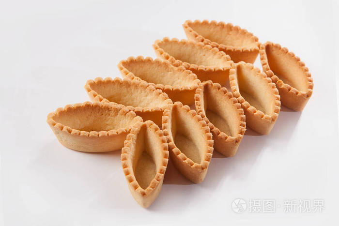 白色背景上的椭圆形沙雕.很多表格要填.从上往下看.孤立的物体.