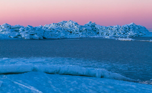 冬天 寒冷的 旅游业 美女 冰川 天空 冰山 海洋 岩石