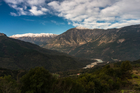 旅游业 山谷 旅行 天空 小山 自然 美丽的 环境 地标