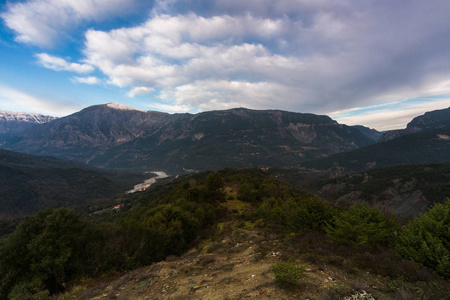 小山 自然 美丽的 高的 风景 森林 环境 国家的 山谷