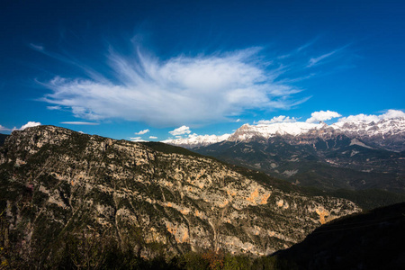 夏天 公园 地标 高的 天空 森林 环境 山谷 旅行 小山