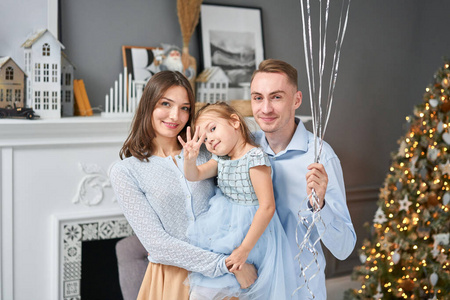 美丽的新人快乐图片