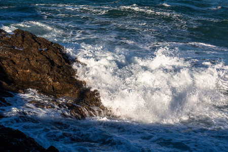 天空 波浪 权力 风景 夏天 美女 泼洒 冲浪 旅行 岩石