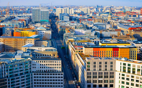 现代建筑鸟瞰图购物街波茨坦广场反射