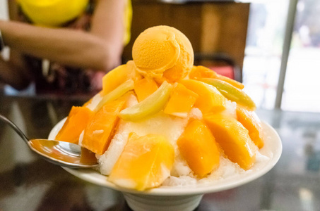 水果刨冰图片-水果刨冰素材-水果刨冰插画-摄图新视界